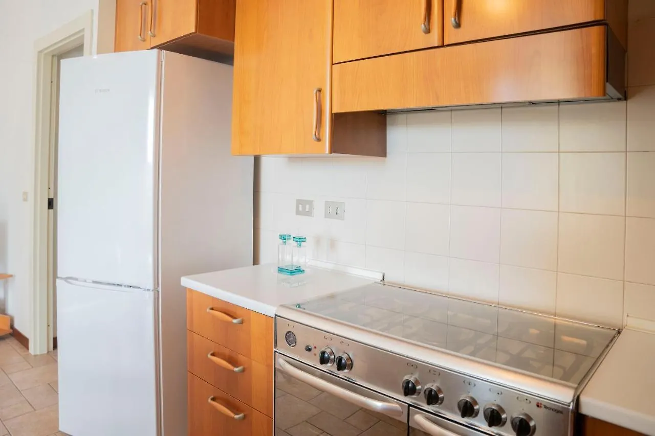 022 - Appartamento Segesta, 400 metri dal Mare con giardino e terrazzo Sestri Levante