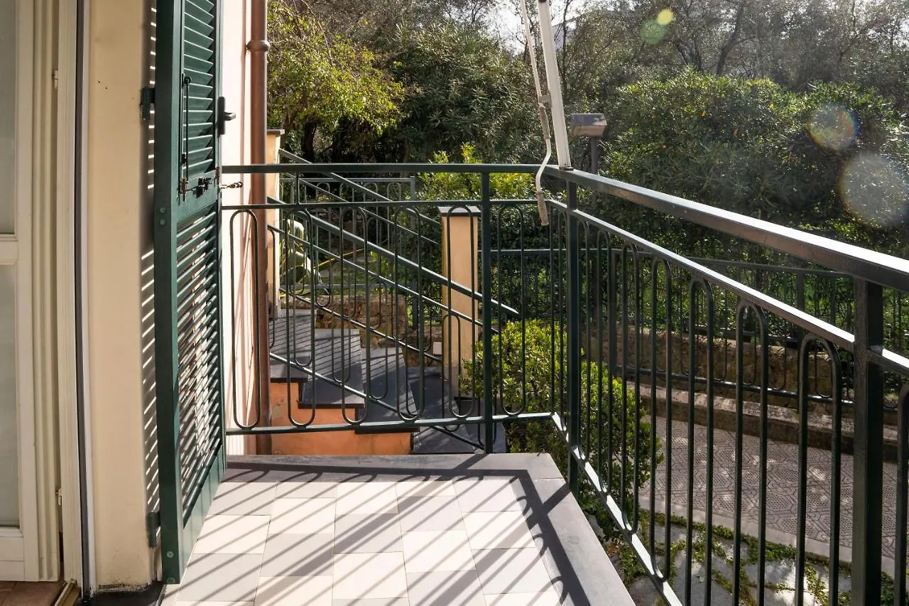 022 - Appartamento Segesta, 400 metri dal Mare con giardino e terrazzo Sestri Levante