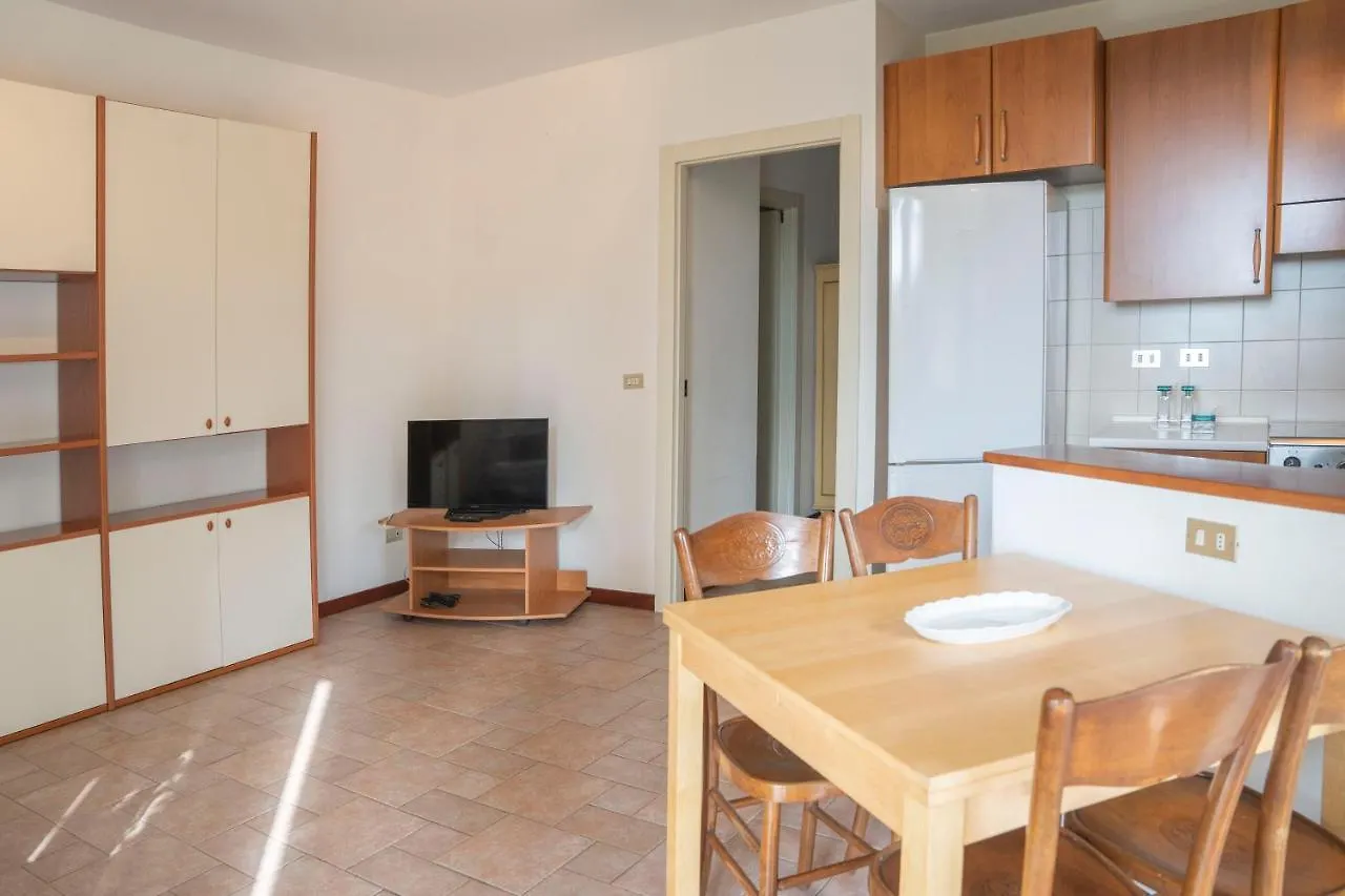 公寓 022 - Appartamento Segesta, 400 Metri Dal Mare Con Giardino E Terrazzo 东塞斯特里 意大利