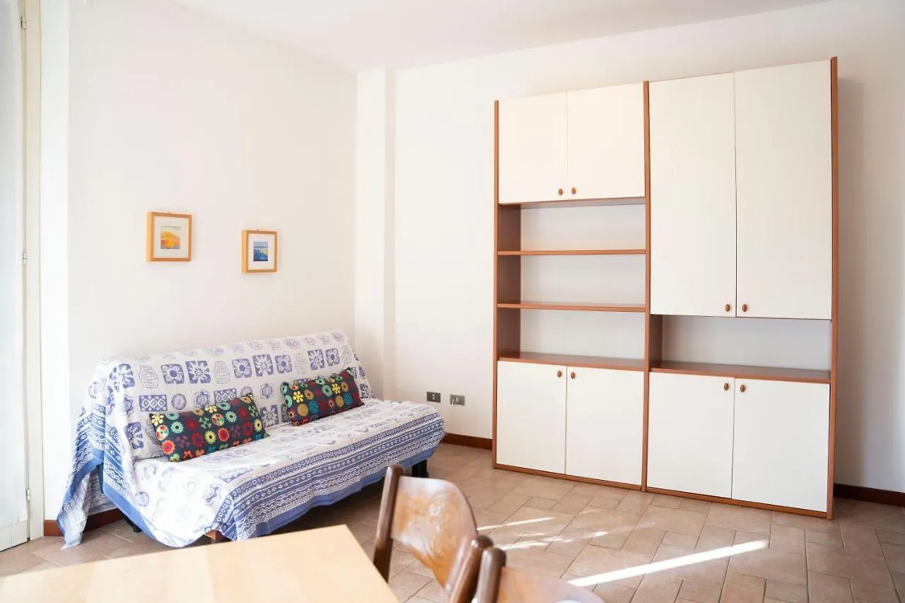 022 - Appartamento Segesta, 400 metri dal Mare con giardino e terrazzo Sestri Levante Italia