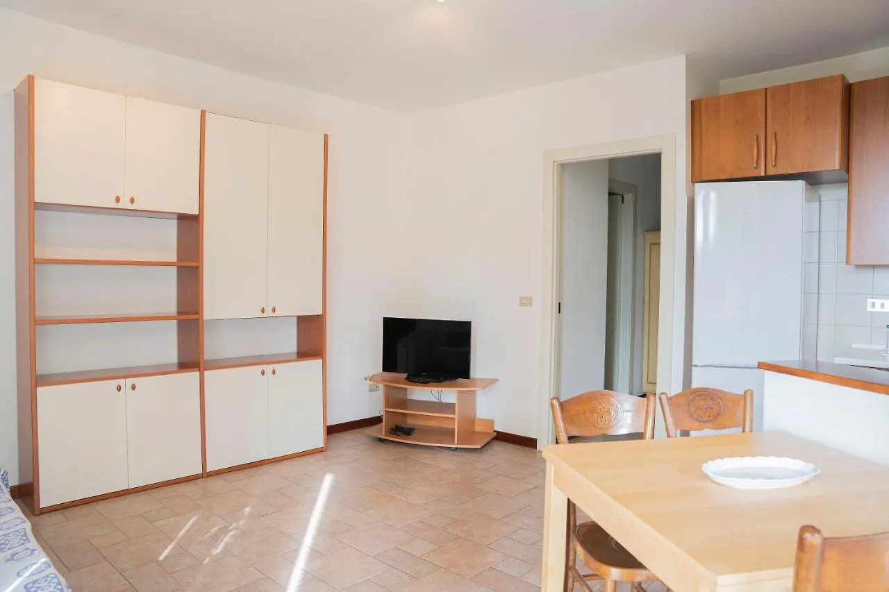 022 - Appartamento Segesta, 400 Metri Dal Mare Con Giardino E Terrazzo 东塞斯特里 0*,